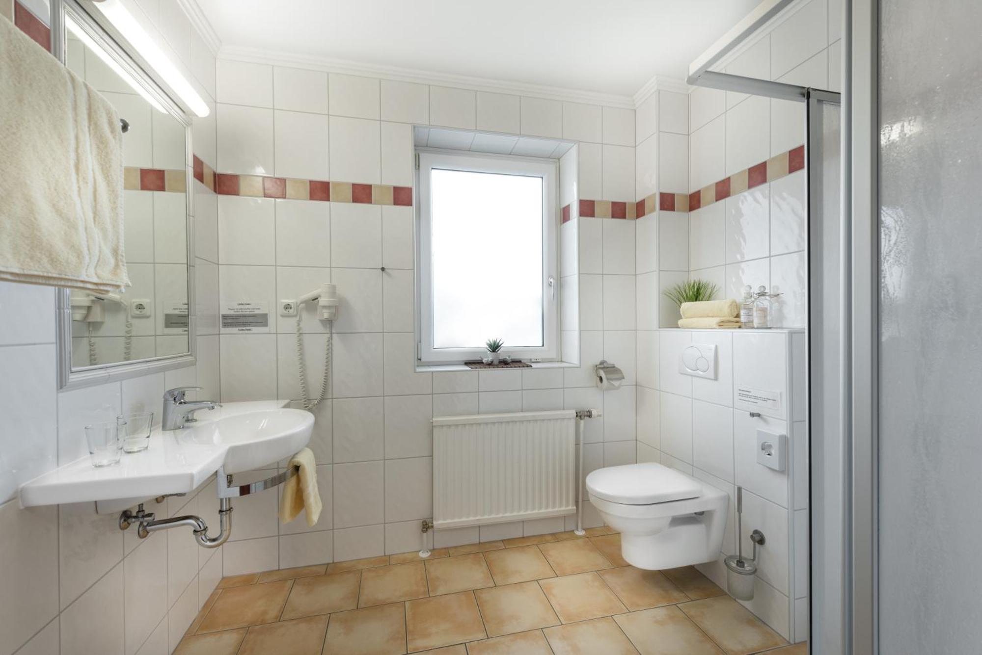 Hotel Lohninger-Schober Занкт-Ґеорґен-ім-Аттерґау Номер фото
